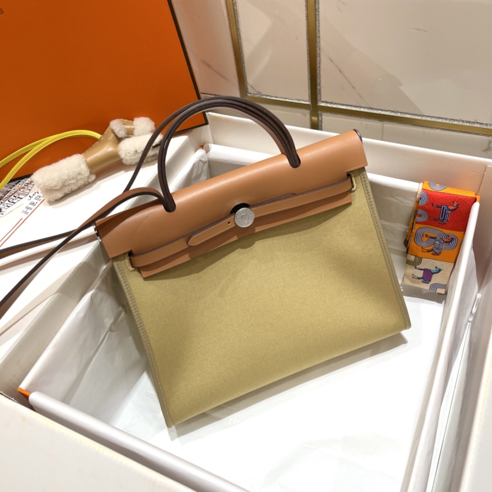 Hermès Bespoke HERBAG Pegasus 31cm Handmade Mirror Boutique