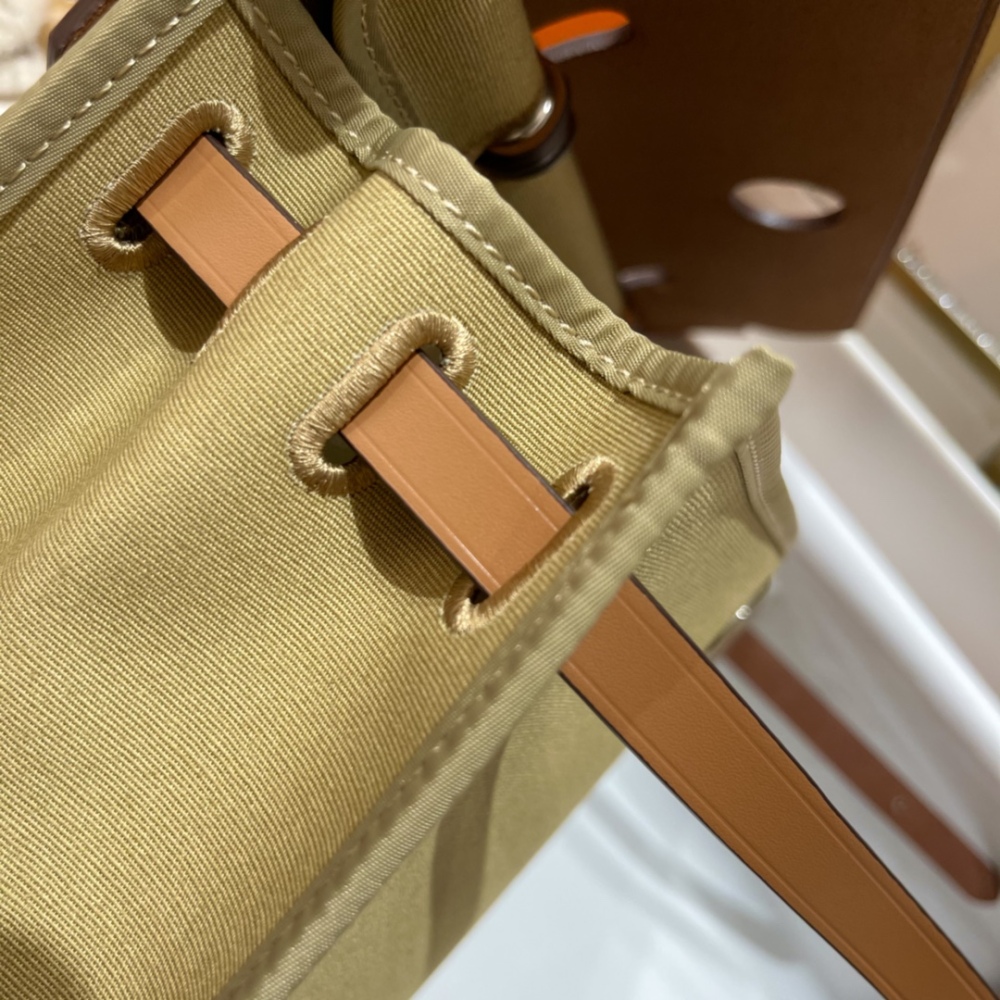 Hermès Bespoke HERBAG Pegasus 31cm Handmade Mirror Boutique