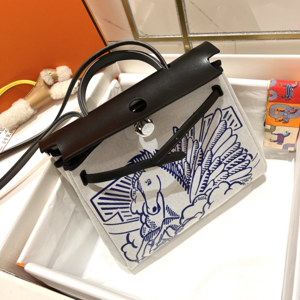 Hermès Bespoke HERBAG Pegasus 31cm Handmade Mirror Boutique