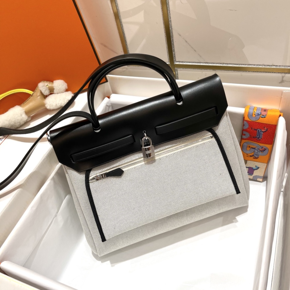 Hermès Bespoke HERBAG Pegasus 31cm Handmade Mirror Boutique