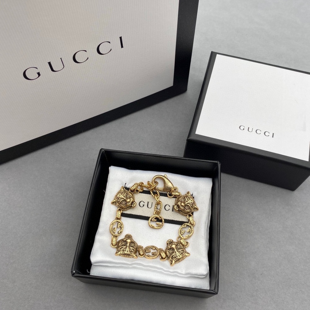 GUCCI bracelet