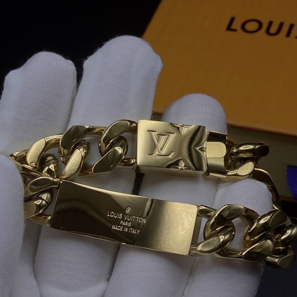LV bracelet