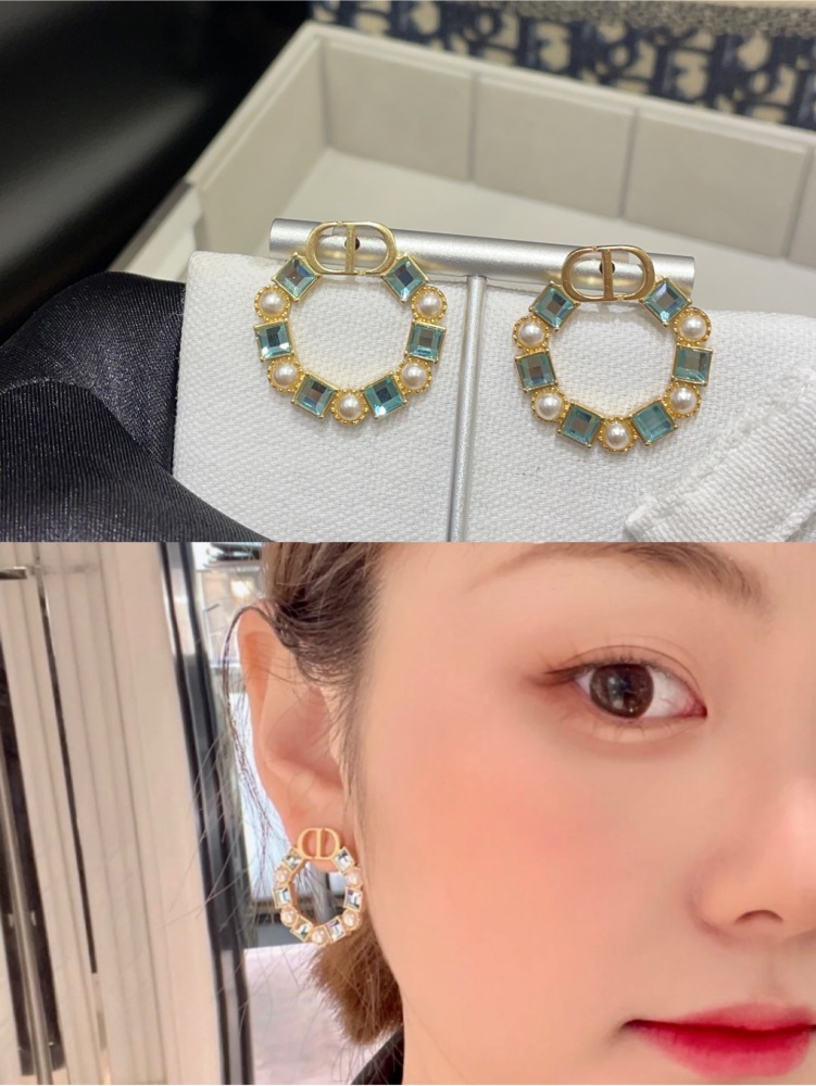 DIOR stud earrings