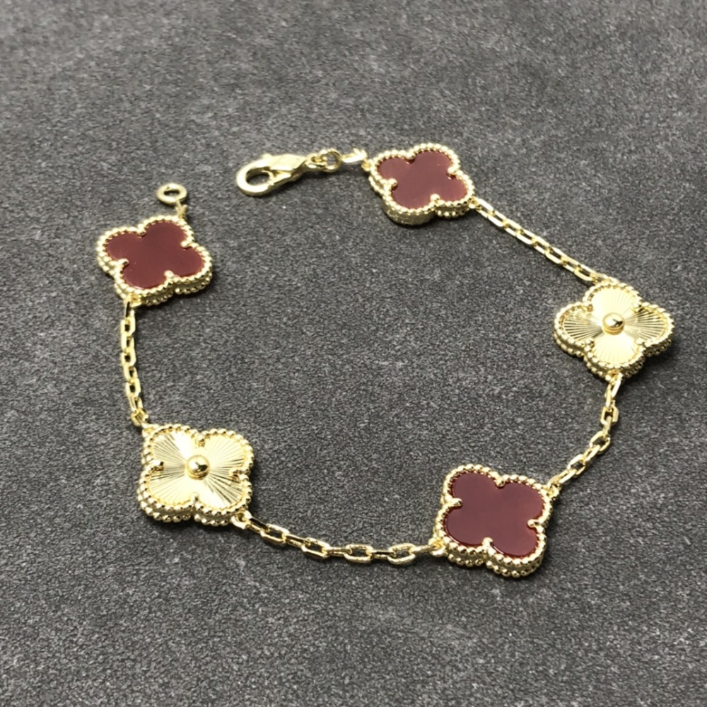 Van Cleef & Arpels bracelet