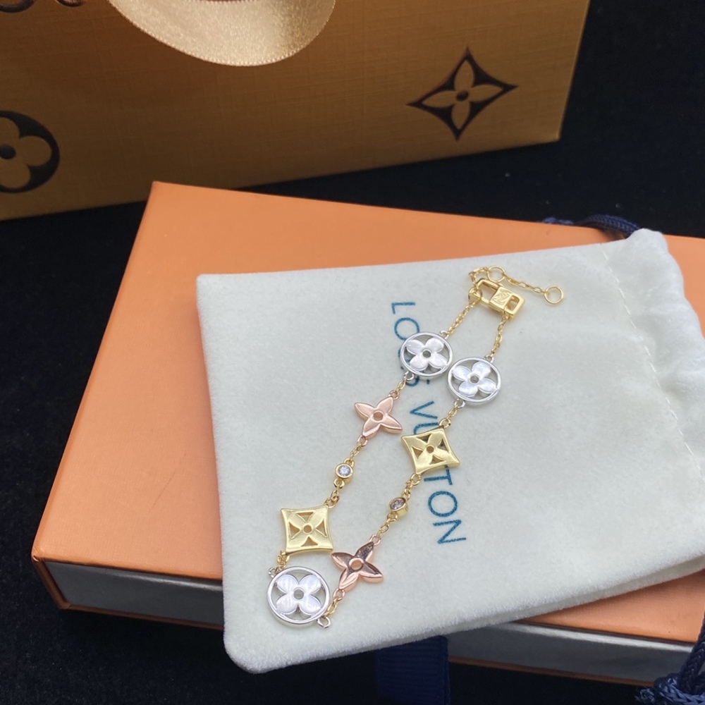 LV  bracelet