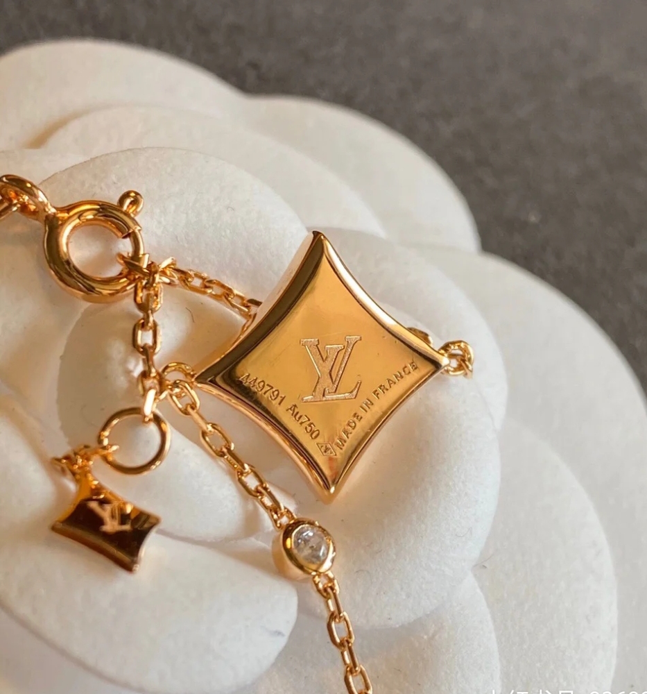 LV  bracelet