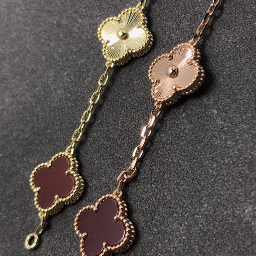 Van Cleef & Arpels bracelet