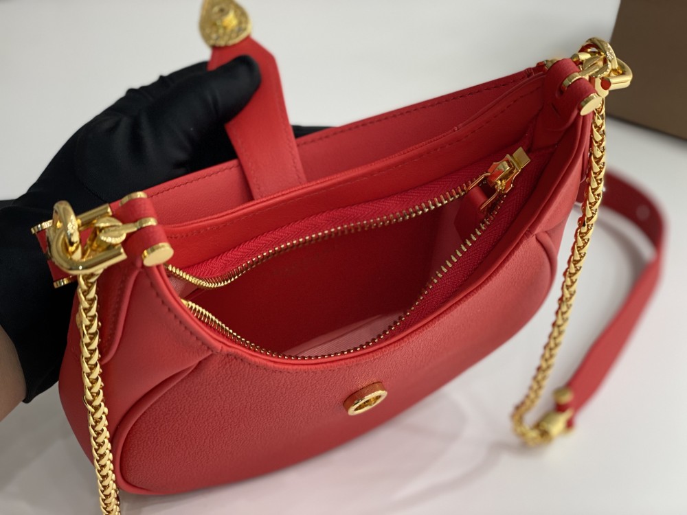 Bulgari SERPENTI ELLIPSE underarm bag Mirror Boutique