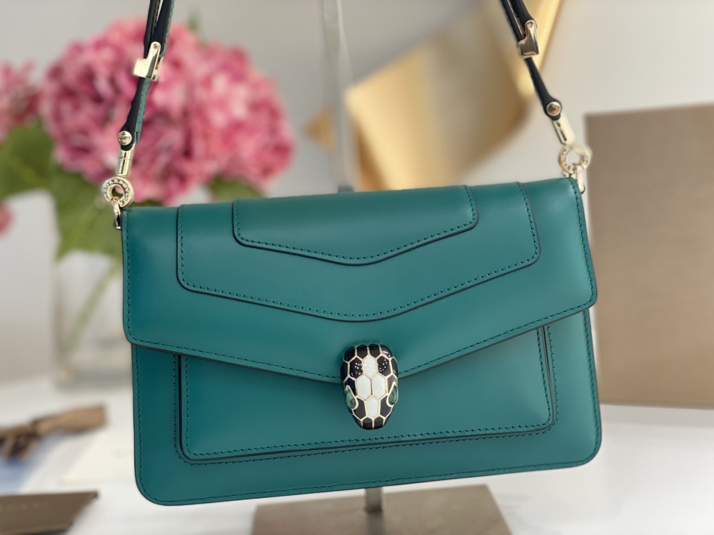 Bulgari EAST-WEST 2022 Mirror Boutique