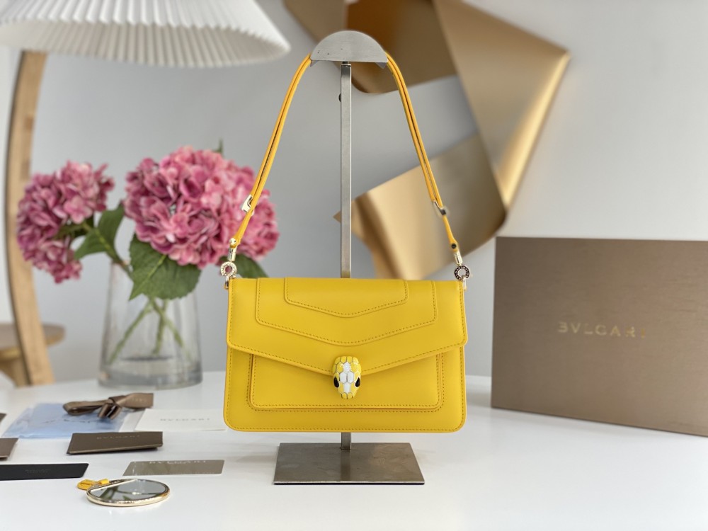 Bulgari EAST-WEST 2022 Mirror Boutique