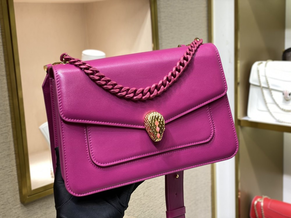 Bulgari 𝙎𝙀𝙍𝙋𝙀𝙉𝙏𝙄 𝙁𝙊𝙍𝙀𝙑𝙀 Maxi Chain bag Mirror Boutique