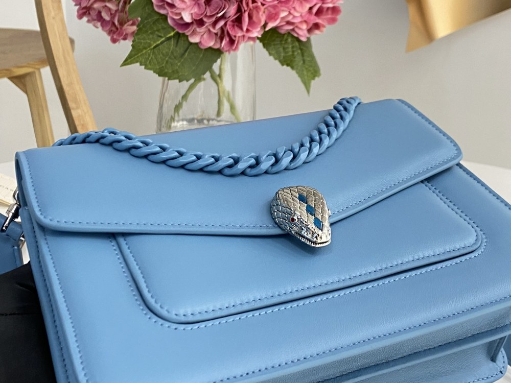 Bulgari 𝙎𝙀𝙍𝙋𝙀𝙉𝙏𝙄 𝙁𝙊𝙍𝙀𝙑𝙀 Maxi Chain bag Mirror Boutique