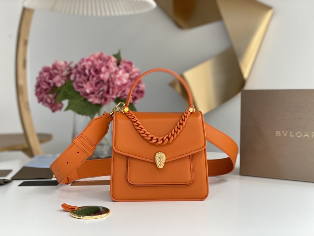 Bulgari 𝙎𝙀𝙍𝙋𝙀𝙉𝙏𝙄 𝙁𝙊𝙍𝙀𝙑𝙀 Maxi Chain bag Mirror Boutique