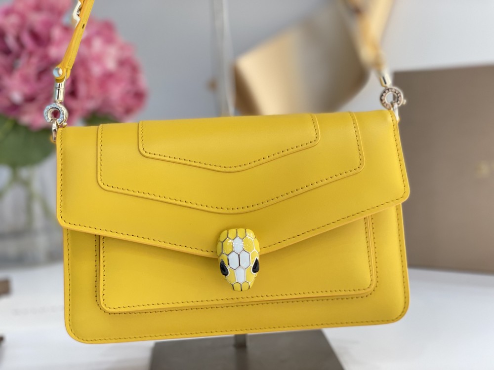 Bulgari EAST-WEST 2022 Mirror Boutique
