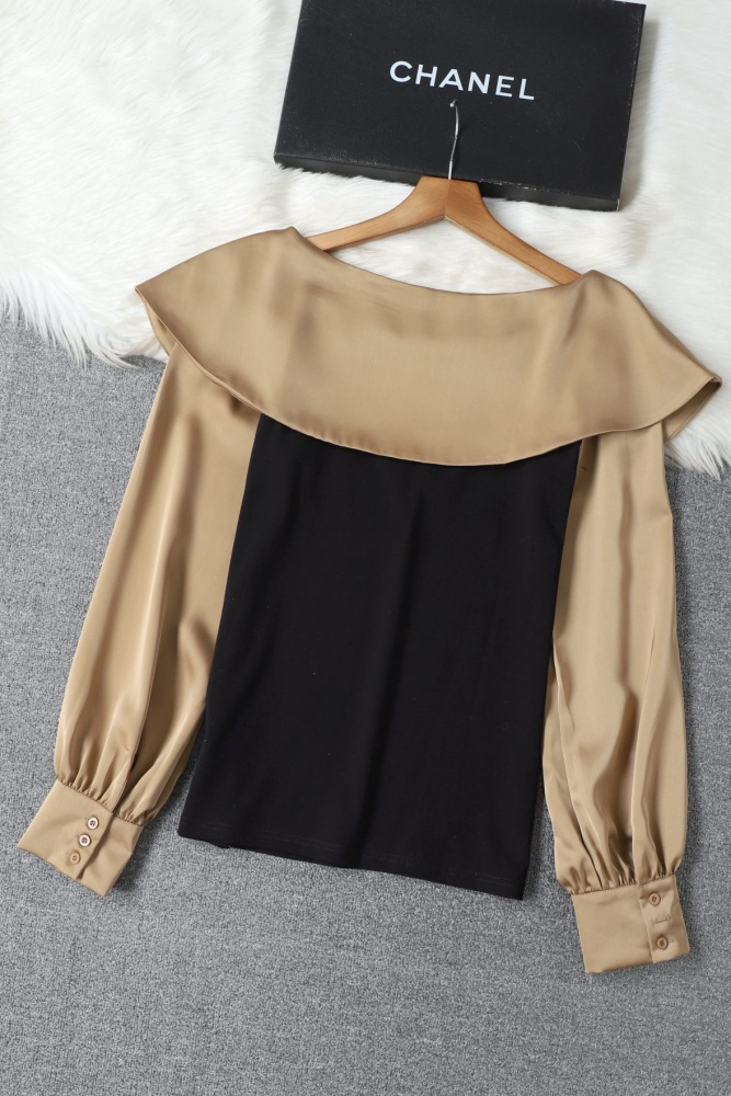 Chanel top