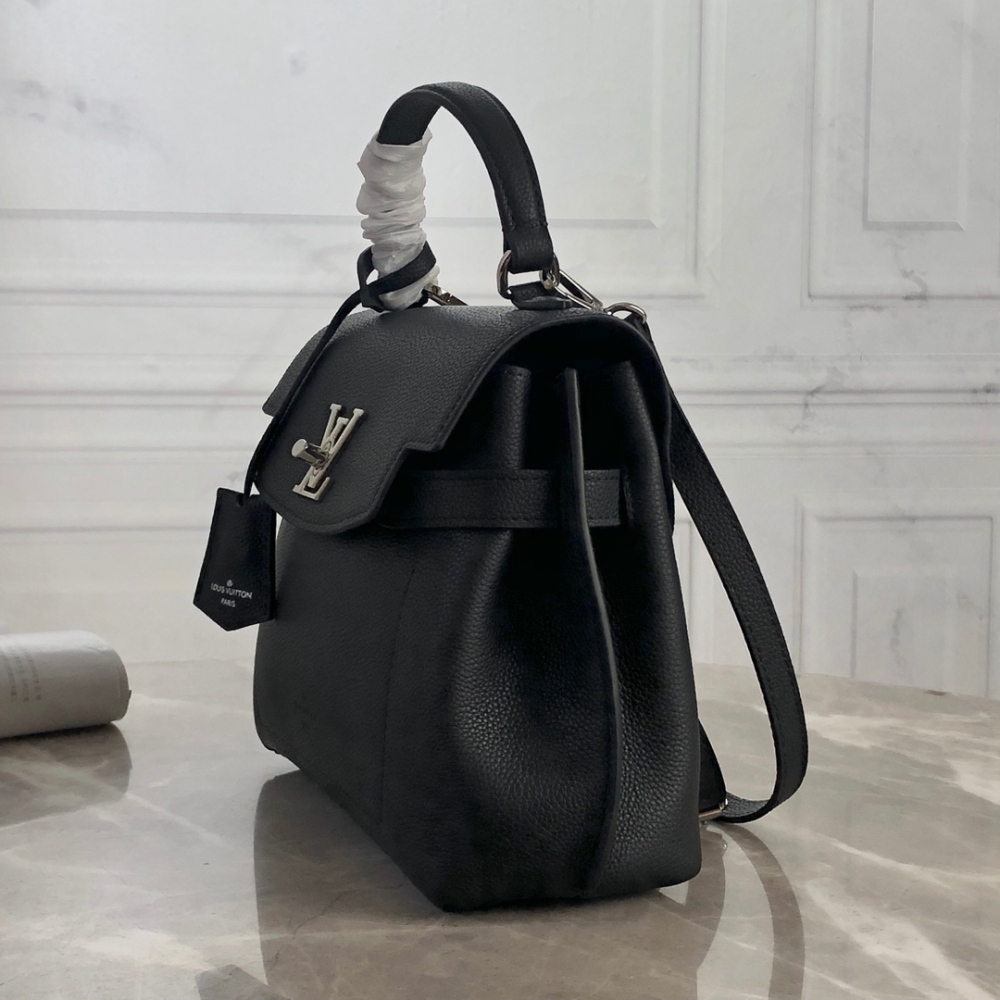 Louis Vuitton Lockme Day  BB M53950 mirror boutique