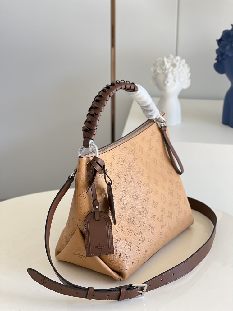 Louis Vuitton BEAUBOURG HOBO MM M56073 mirror boutique