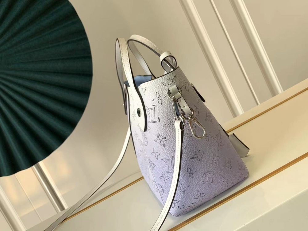 Louis Vuitton HINA  M54353 Mirror boutique