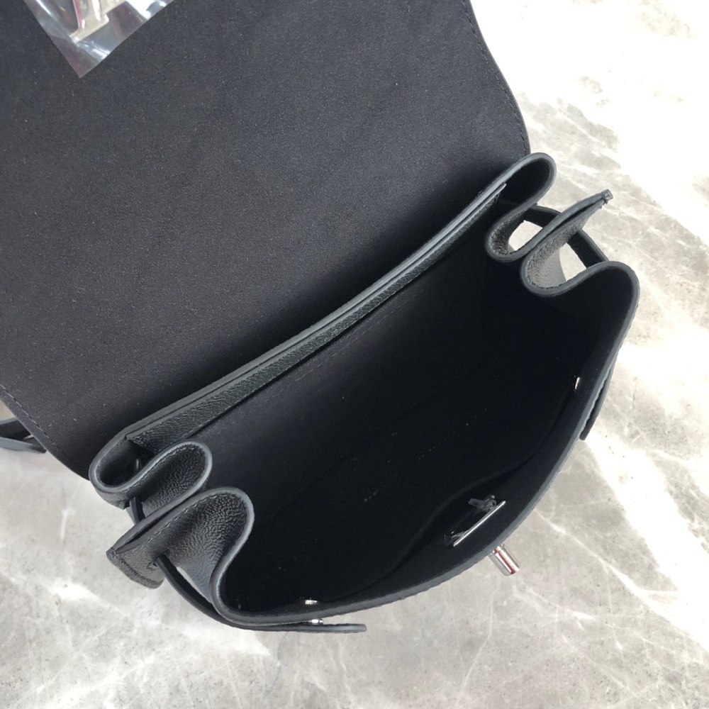 Louis Vuitton Lockme Day  BB M53950 mirror boutique