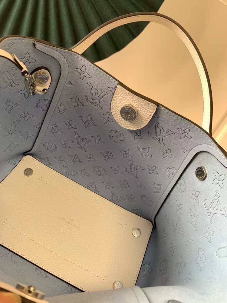 Louis Vuitton HINA  M54353 Mirror boutique