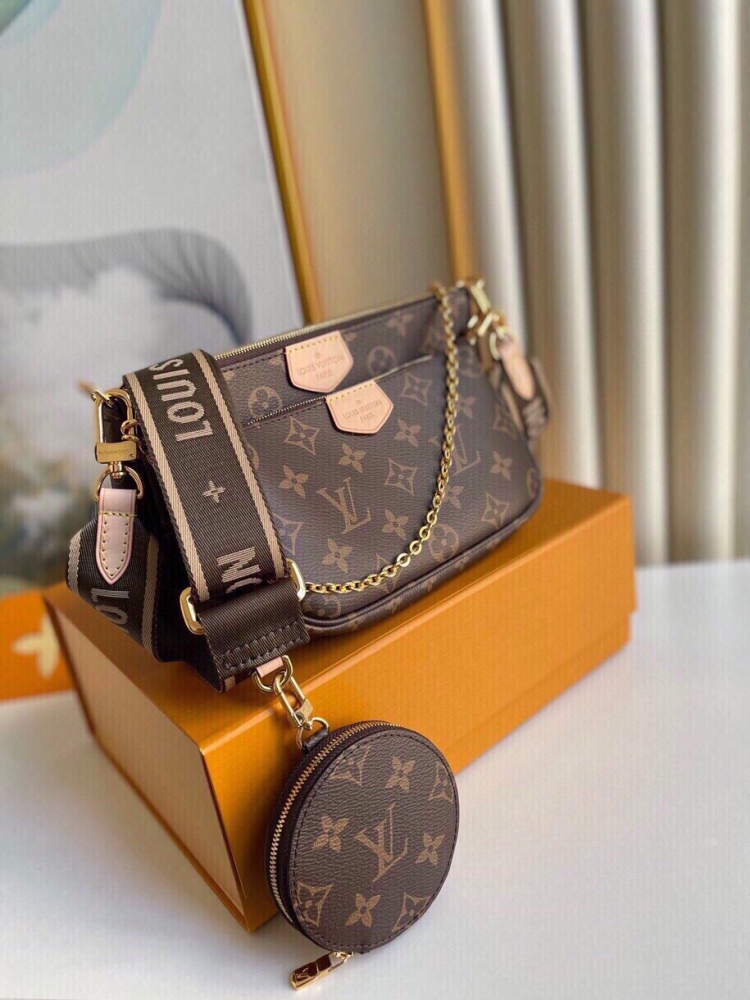 Louis Vuitton 𝙈𝙐𝙇𝙏𝙄 𝙋𝙊𝘾𝙃𝙀𝙏𝙏𝙀 M44840  Mirror boutique