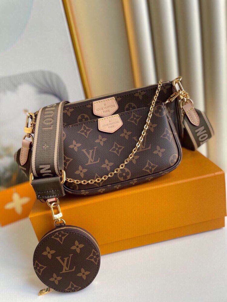 Louis Vuitton 𝙈𝙐𝙇𝙏𝙄 𝙋𝙊𝘾𝙃𝙀𝙏𝙏𝙀 M44840  Mirror boutique