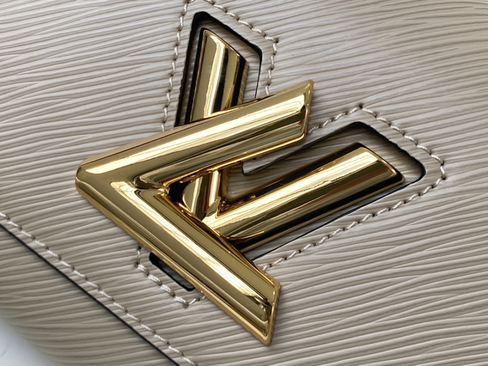 Louis Vuitton Twist M57049 Mirror boutique