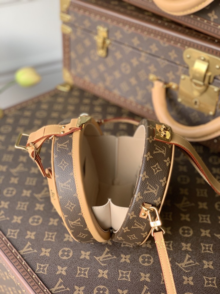 Louis Vuitton PETITE BOITE CHAPEAU M43514 mirror Boutique