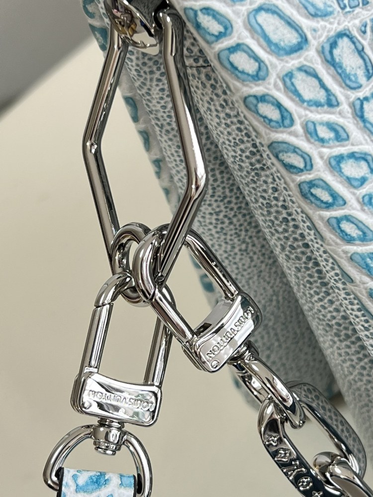 Louis Vuitton Coussin Monogram  M57790 mirror Boutique