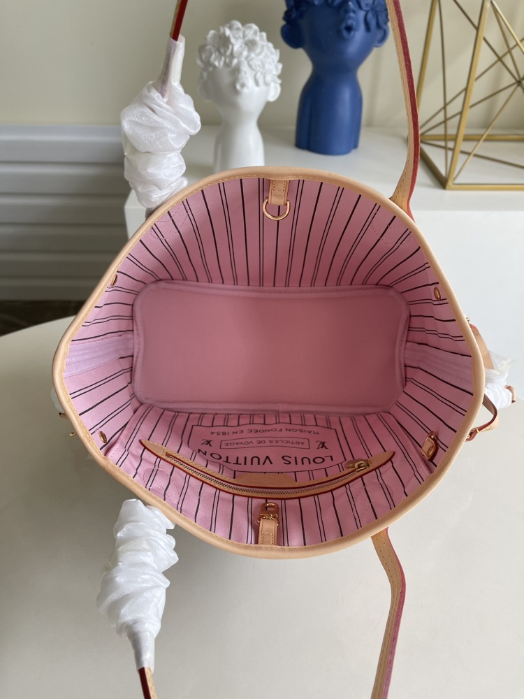 Louis Vuitton neverfull M50366 mirror boutique
