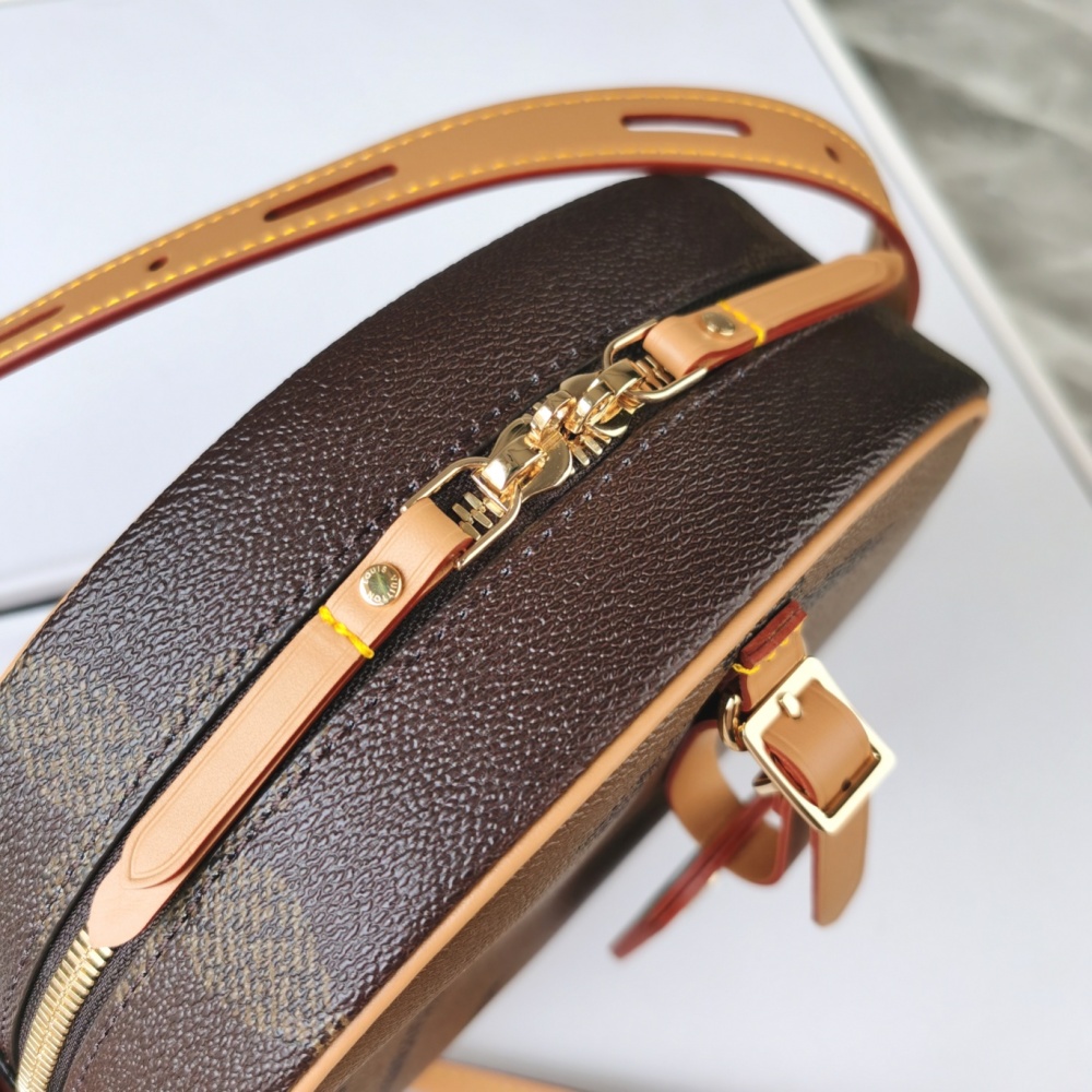 Louis Vuitton BOITE CHAPEAU SOUPLE M52294 mirror Boutique