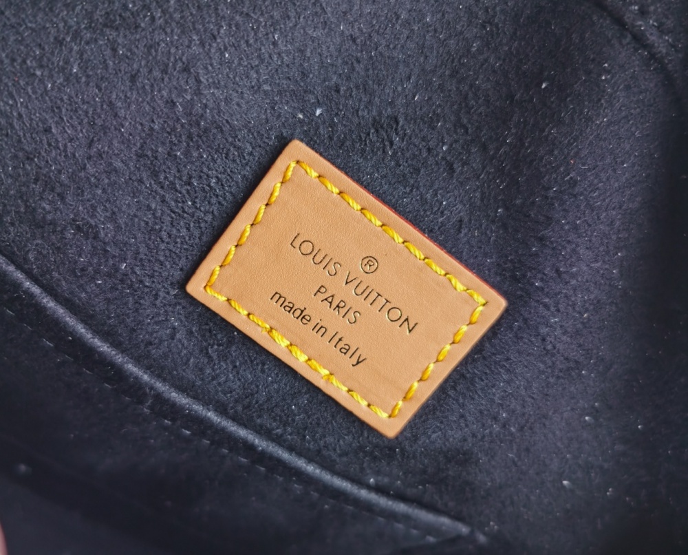 Louis Vuitton BOITE CHAPEAU SOUPLE M52294 mirror Boutique
