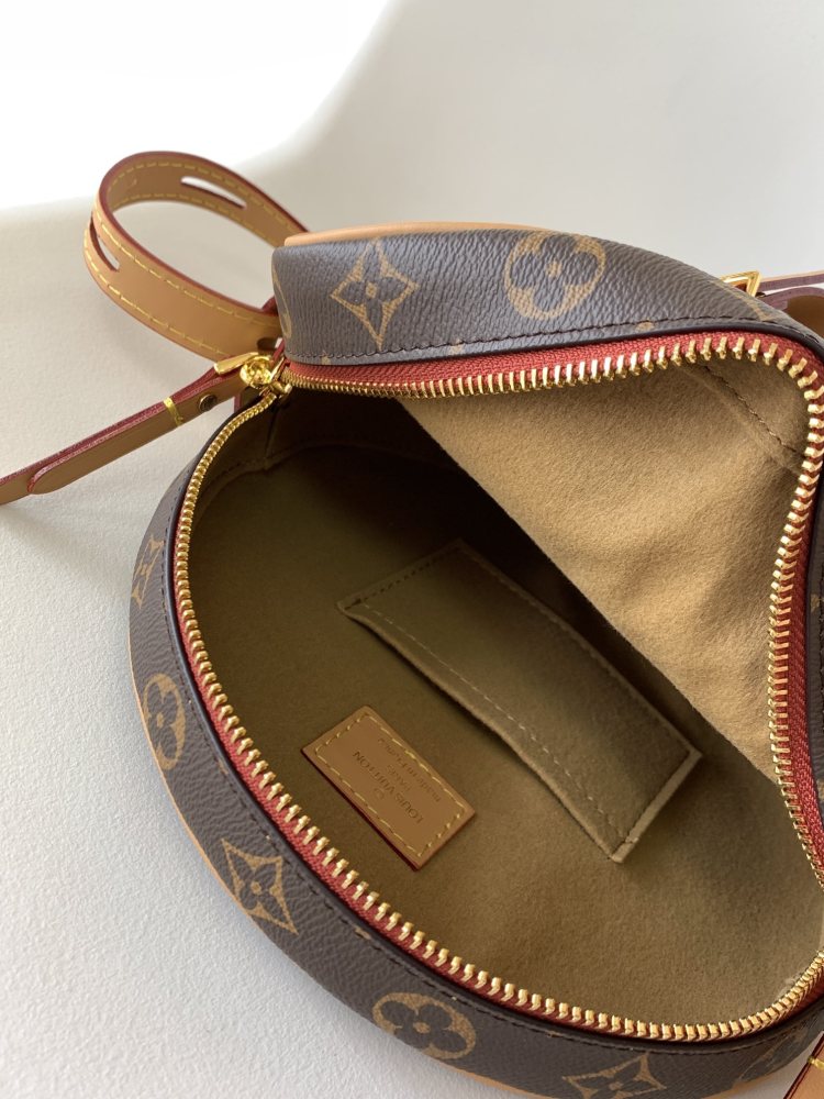 Louis Vuitton BOITE CHAPEAU SOUPLE M52294 mirror Boutique