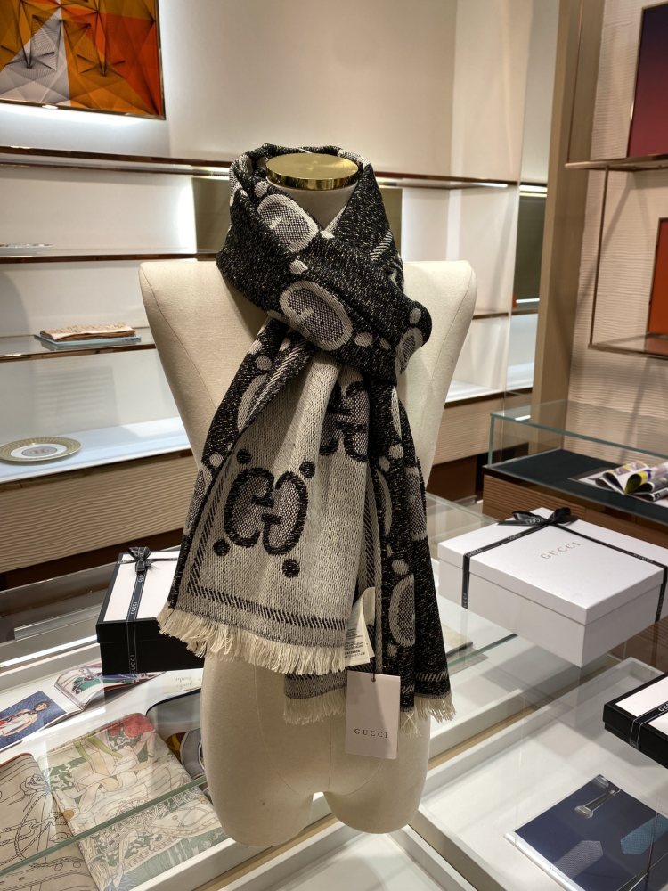 louis vuitton scarf