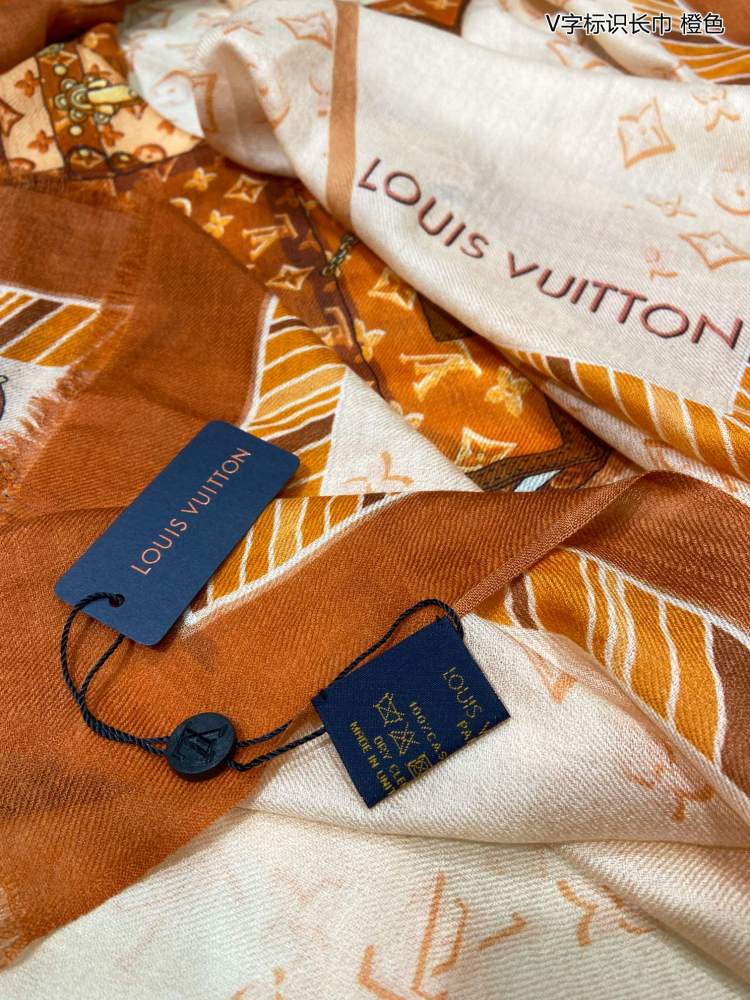 Louis Vuitton scarf