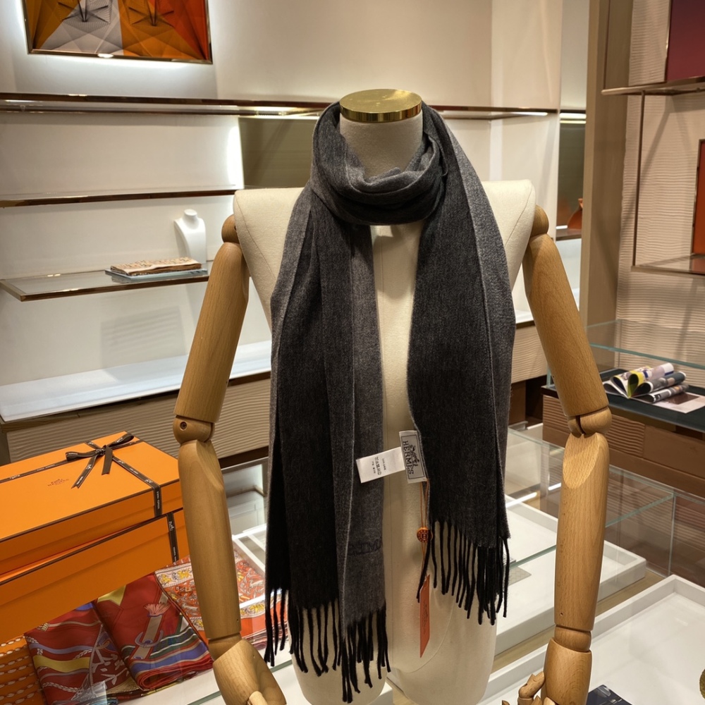 Hermes scarf