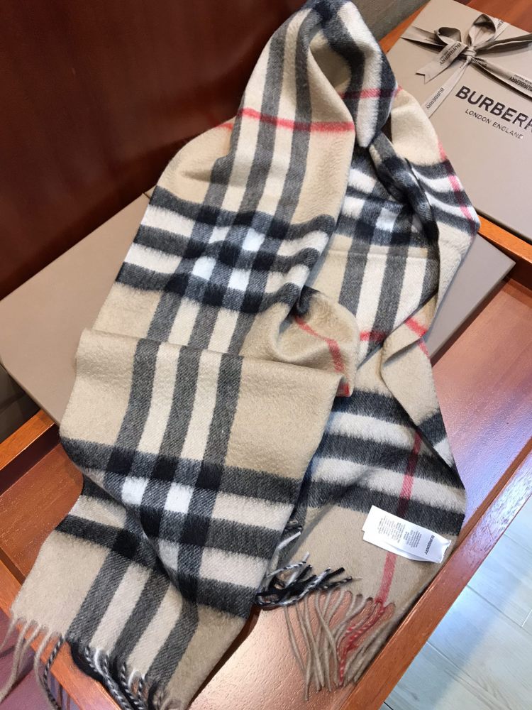 Burberry scarf