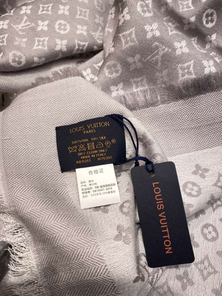 louis vuitton scarf
