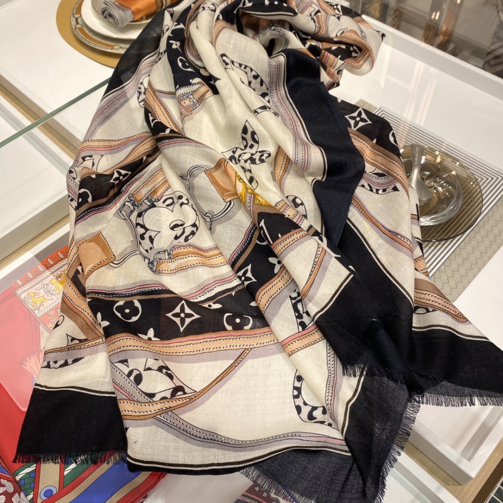 Louis Vuitton scarf