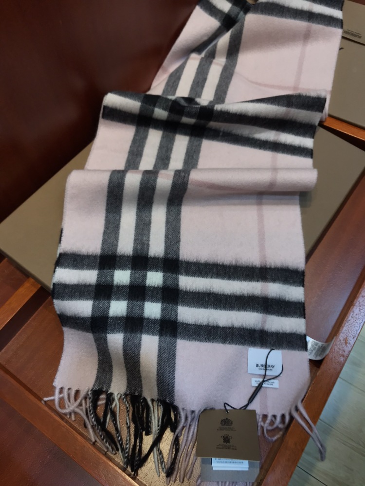 Burberry scarf