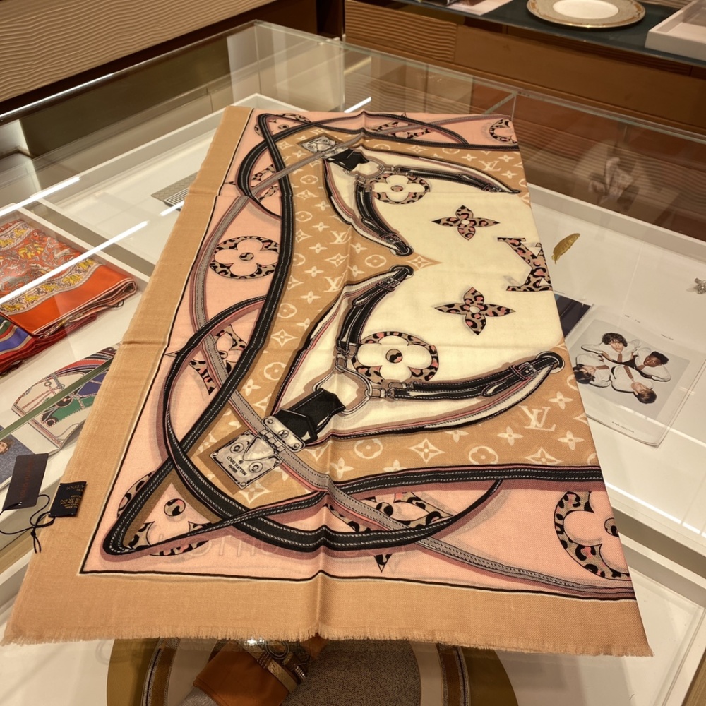 Louis Vuitton scarf
