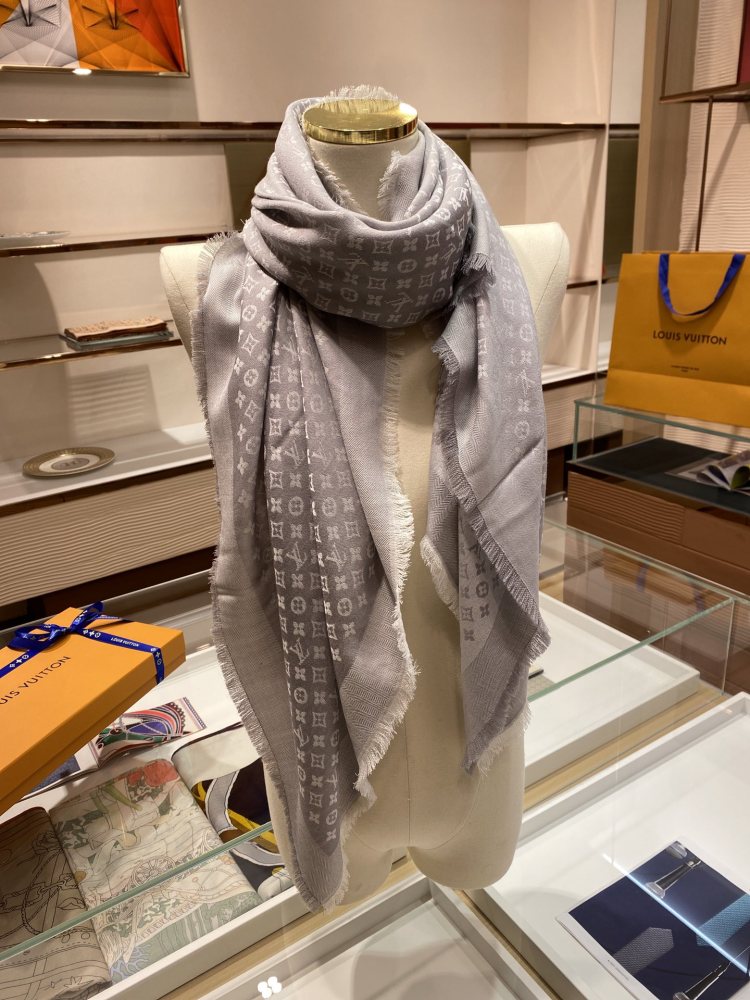 louis vuitton scarf