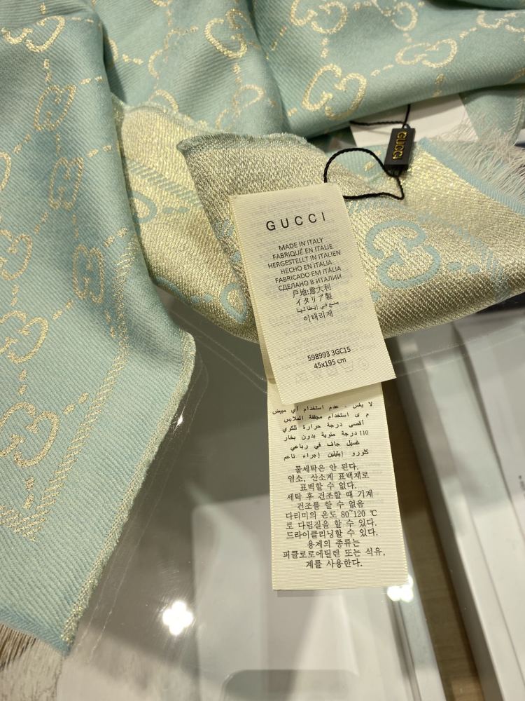 Gucci scarf
