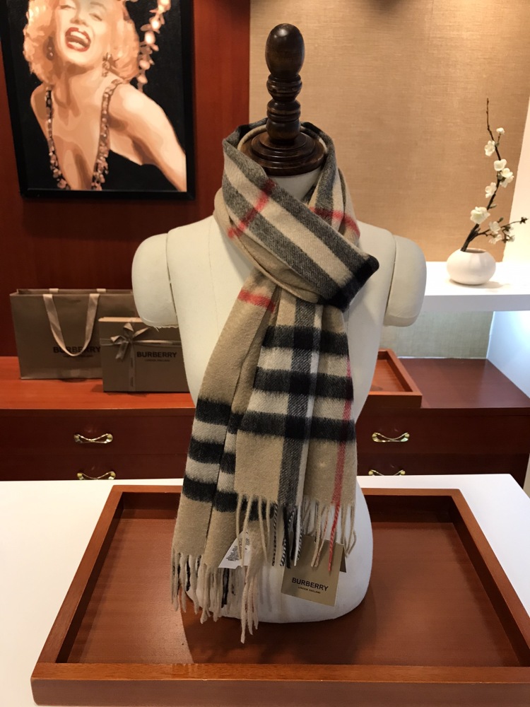 Burberry scarf