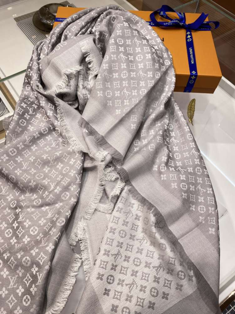 louis vuitton scarf