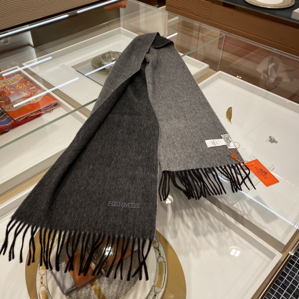 Hermes scarf