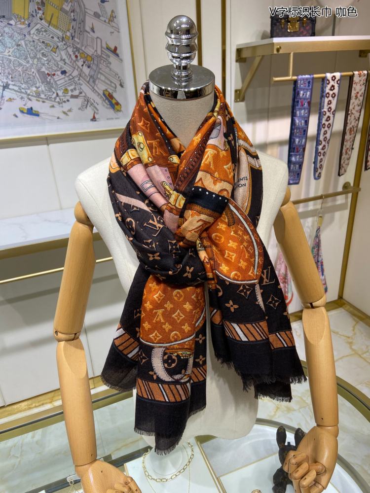 Louis Vuitton scarf
