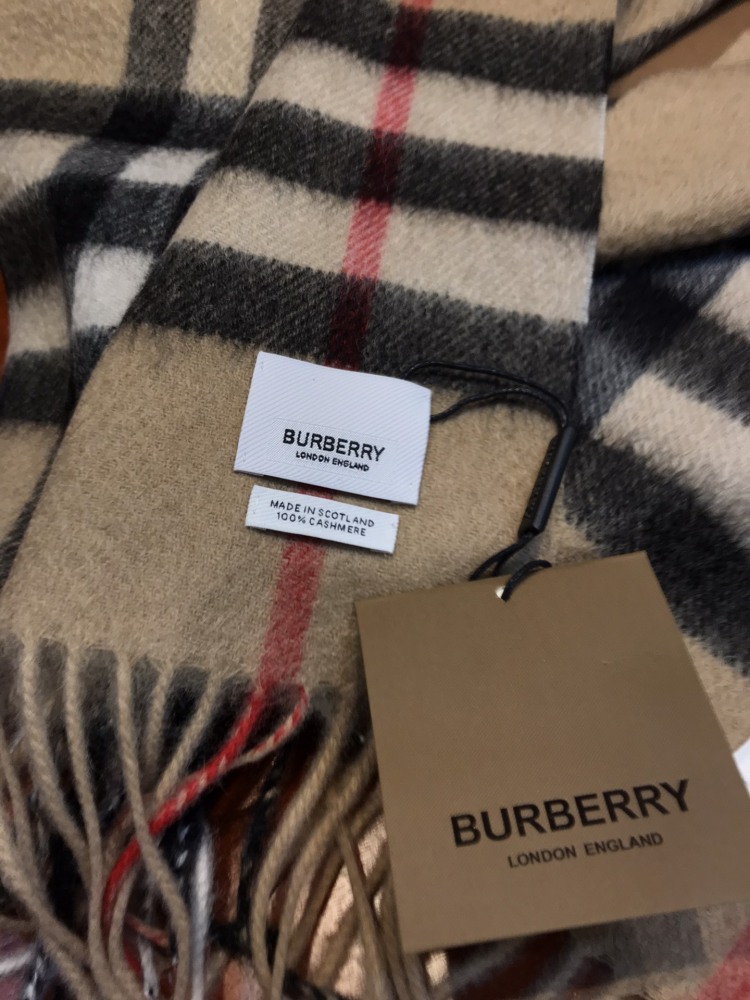 Burberry scarf