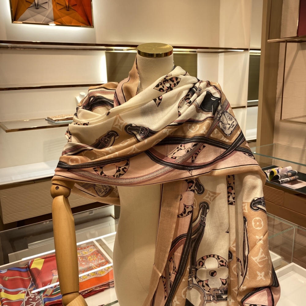 Louis Vuitton scarf