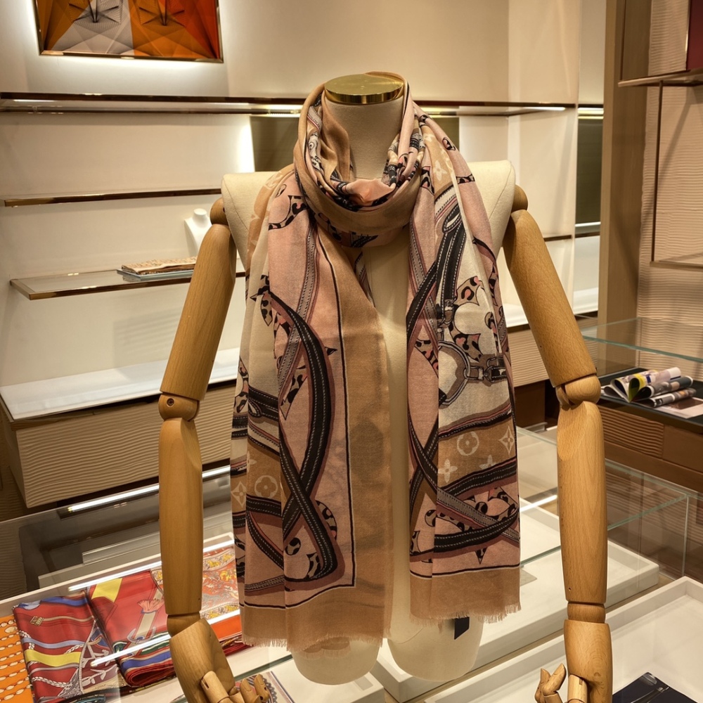 Louis Vuitton scarf